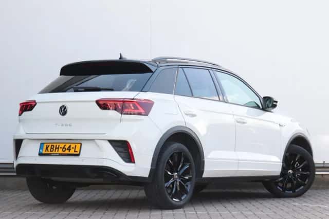 Volkswagen T-Roc (2024) thumbnail 5