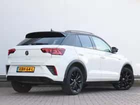 Volkswagen T-Roc (2024) thumbnail 5