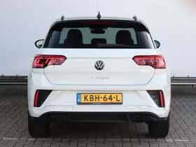 Volkswagen T-Roc (2024) thumbnail 6