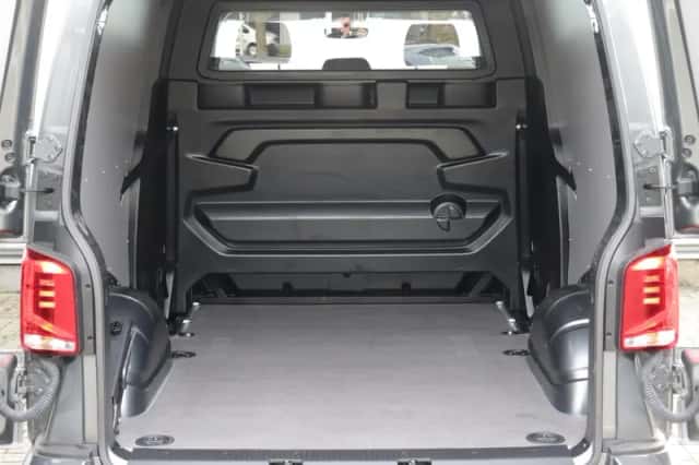 Volkswagen Transporter (2024) thumbnail 14