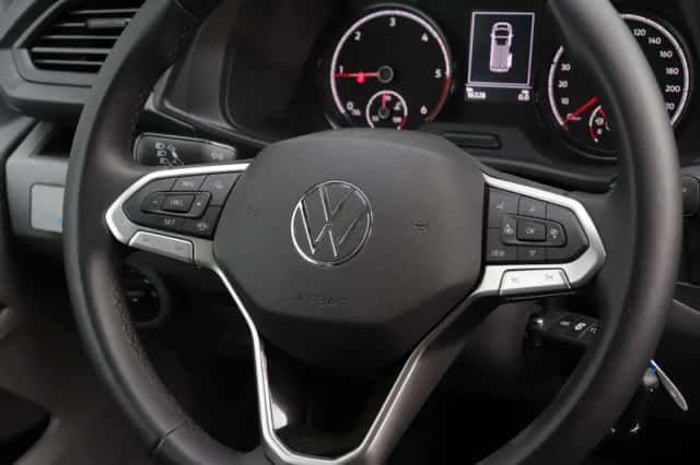 Volkswagen Transporter (2024) thumbnail 24
