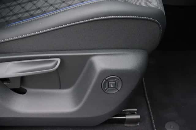Volkswagen Tiguan (2025) thumbnail 36