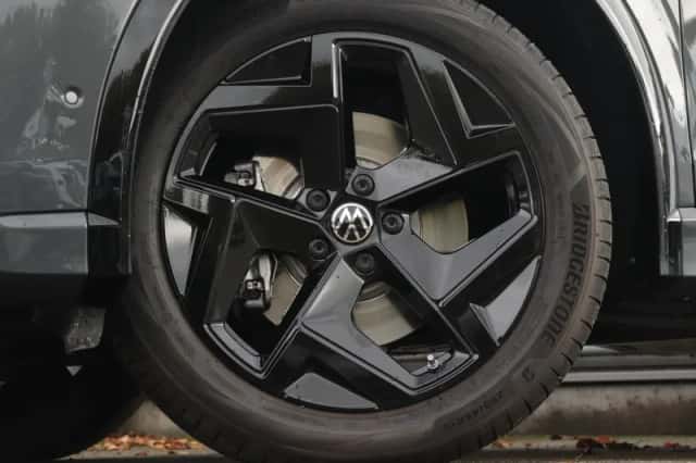 Volkswagen Tiguan (2025) thumbnail 8