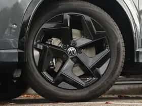 Volkswagen Tiguan (2025) thumbnail 8