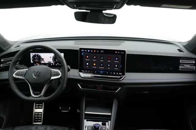 Volkswagen Tiguan (2025) thumbnail 9