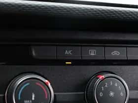 Volkswagen Transporter (2024) thumbnail 17