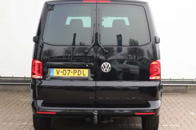 Volkswagen Transporter (2024) thumbnail 5