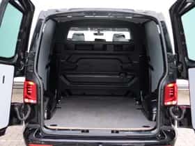Volkswagen Transporter (2024) thumbnail 6