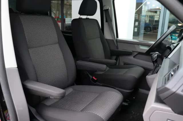 Volkswagen Transporter (2024) thumbnail 9