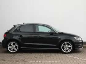 Audi A1 (2016) thumbnail 3