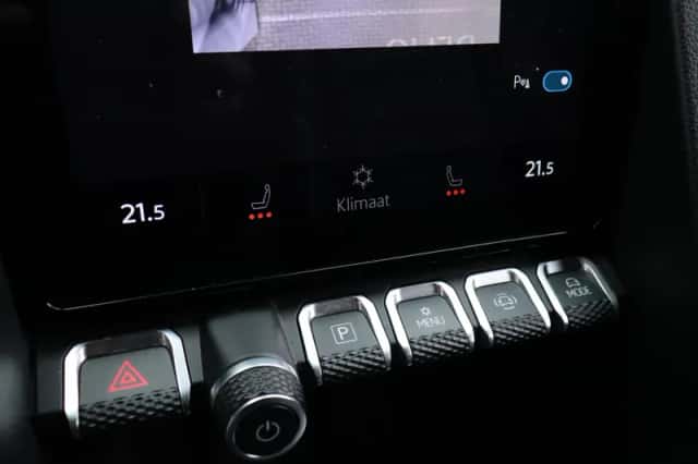 Volkswagen Amarok (2023) thumbnail 26