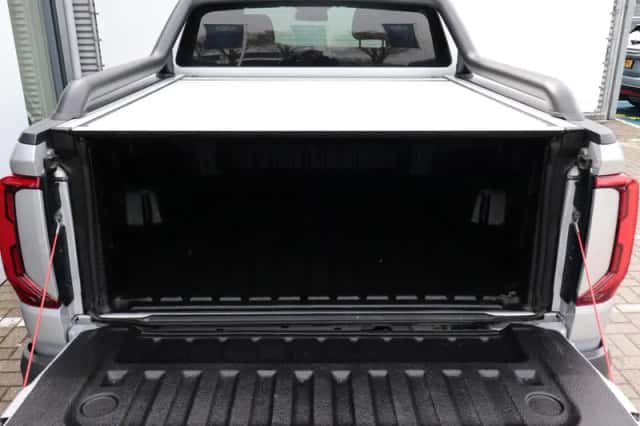 Volkswagen Amarok (2023) thumbnail 8