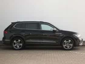 Volkswagen Tiguan (2021) thumbnail 3