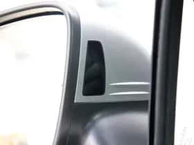 Volkswagen Tiguan (2021) thumbnail 36