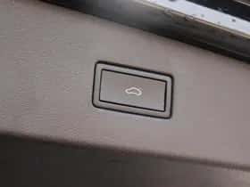 Volkswagen Tiguan (2021) thumbnail 8