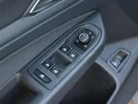 Volkswagen Golf (2021) thumbnail 28