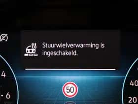 Volkswagen Golf (2021) thumbnail 37