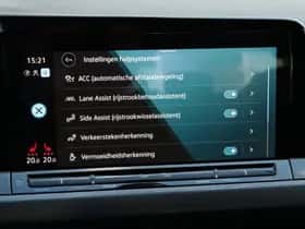 Volkswagen Golf (2021) thumbnail 42