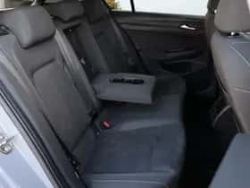 Volkswagen Golf (2021) thumbnail 9