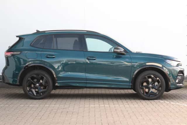 Volkswagen Tiguan (2025) thumbnail 3