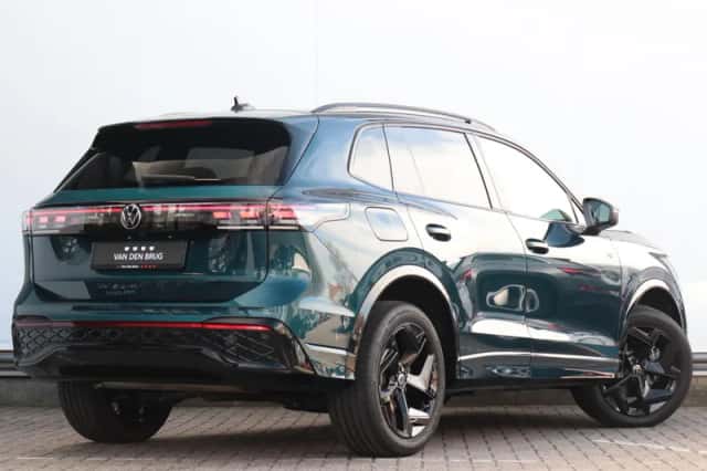 Volkswagen Tiguan (2025) thumbnail 4