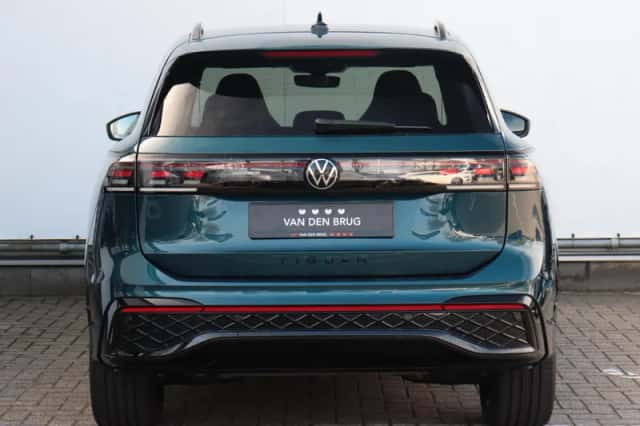 Volkswagen Tiguan (2025) thumbnail 5