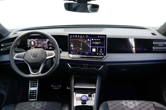 Volkswagen Tiguan (2025) thumbnail 6