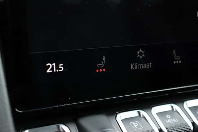 Volkswagen Amarok (2024) thumbnail 16