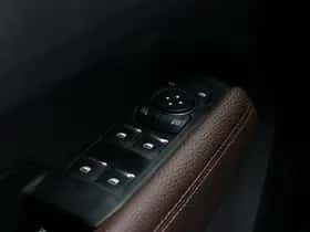 Volkswagen Amarok (2024) thumbnail 24
