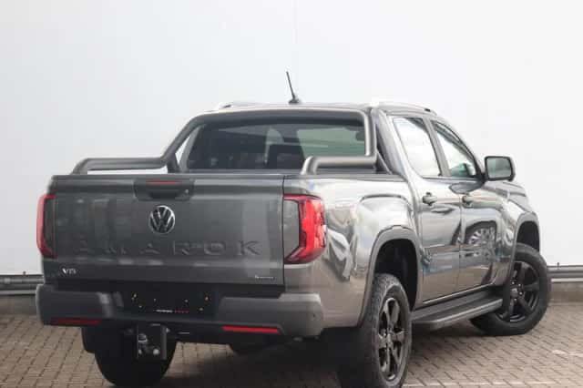 Volkswagen Amarok (2024) thumbnail 4