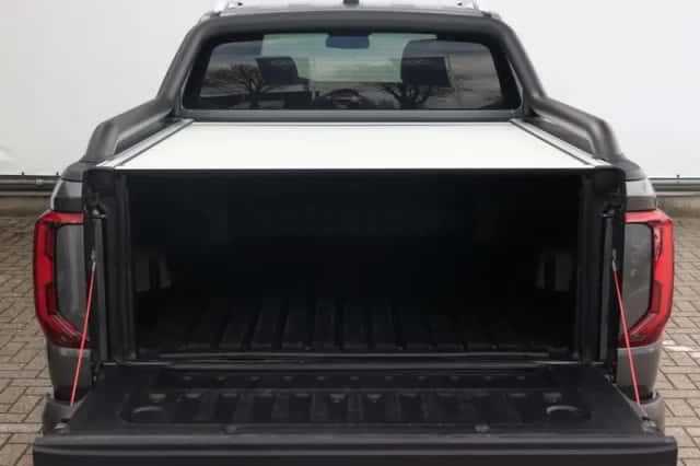 Volkswagen Amarok (2024) thumbnail 6