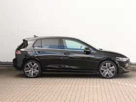Volkswagen Golf (2026) thumbnail 2