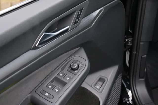 Volkswagen Golf (2026) thumbnail 15