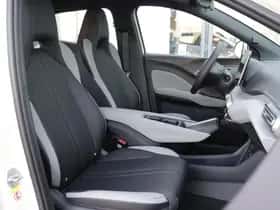 BYD Dolphin (2026) thumbnail 7