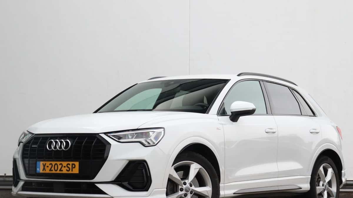 Audi Q3 (2019) — foto 1
