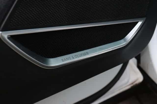 Audi Q3 (2019) thumbnail 12
