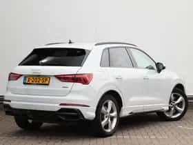 Audi Q3 (2019) thumbnail 5