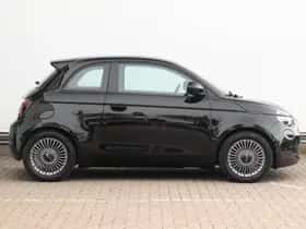 Fiat 500 (2022) thumbnail 4