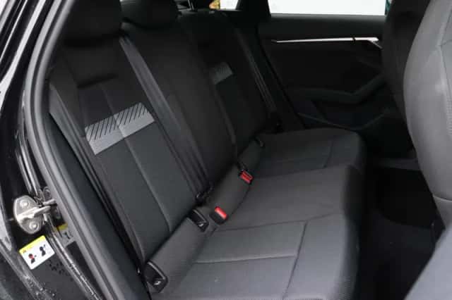 Audi A3 (2021) thumbnail 9