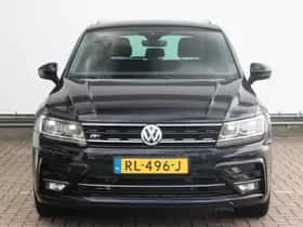 Volkswagen Tiguan (2018) thumbnail 2