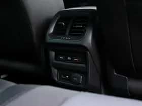 Volkswagen Tiguan (2018) thumbnail 14