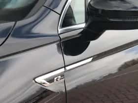 Volkswagen Tiguan (2018) thumbnail 23
