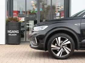Volkswagen T-Roc (2024) thumbnail 17
