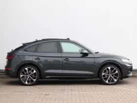 Audi Q5 (2022) thumbnail 2