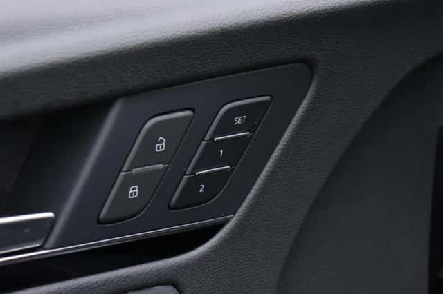 Audi Q5 (2022) thumbnail 11