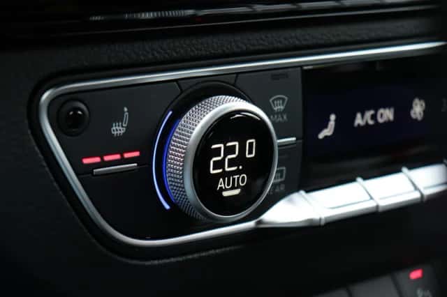 Audi Q5 (2022) thumbnail 25