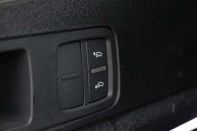 Audi Q5 (2022) thumbnail 6