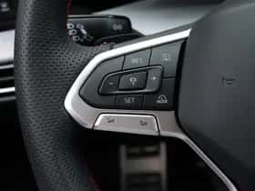 Volkswagen Golf (2025) thumbnail 17