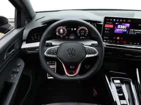 Volkswagen Golf (2025) thumbnail 10