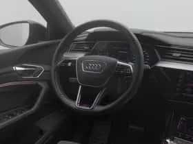 Audi e-tron (2022) thumbnail 9
